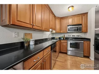 Photo #6: 990046 Listing 
