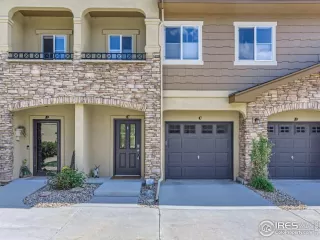 Photo #2: 990055 Listing