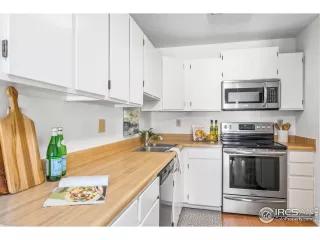 Photo #1: 990073 Listing 