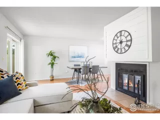 Photo #4: 990073 Listing 