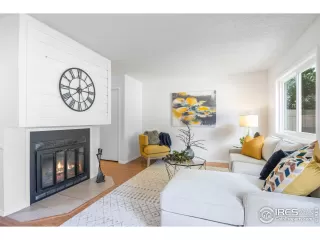 Photo #5: 990073 Listing 