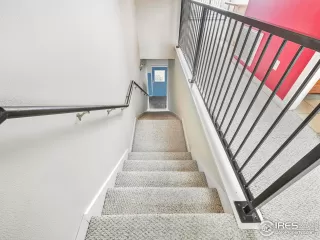 Photo #4: 990116 Listing