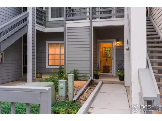 Photo #2: 990126 Listing 