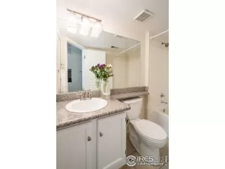 Photo #5: 990126 Listing 