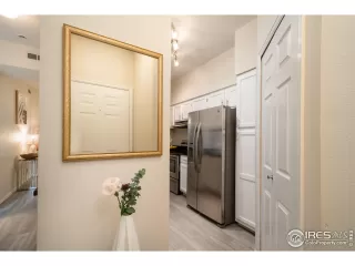 Photo #6: 990126 Listing 