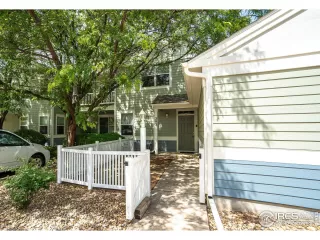 Photo #2: 990181 Listing