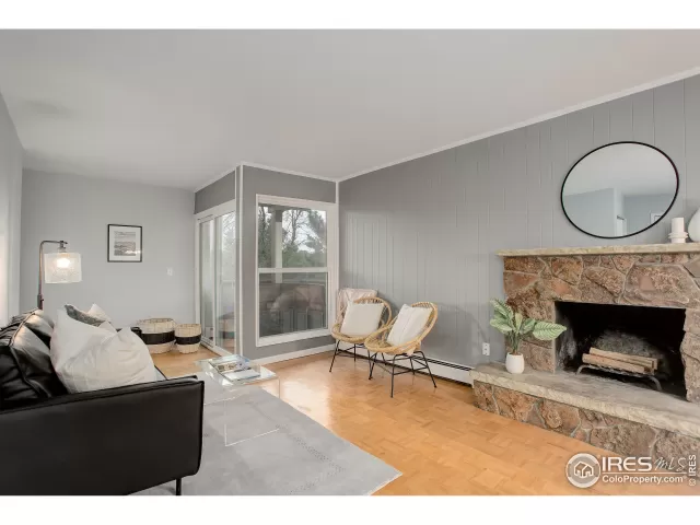 MLS: 990246 Condo For Sale