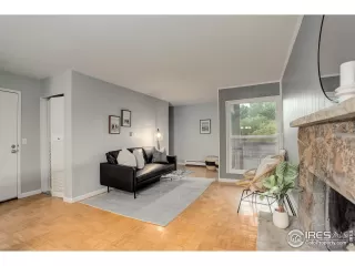 Photo #1: 990246 Listing