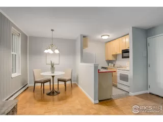 Photo #2: 990246 Listing