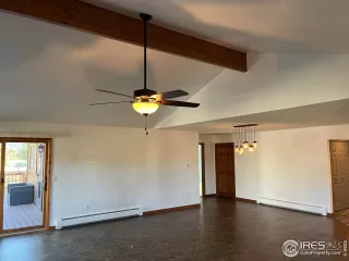 Photo #5: 990283 Listing