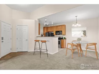 Photo #2: 990315 Listing