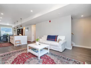 Photo #2: 9903296 Listing 