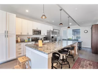 Photo #5: 9903296 Listing 