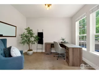 Photo #6: 990464 Listing