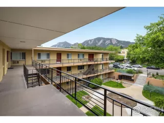 Photo #1: 990515 Listing