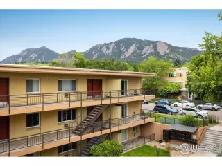 Photo #2: 990515 Listing