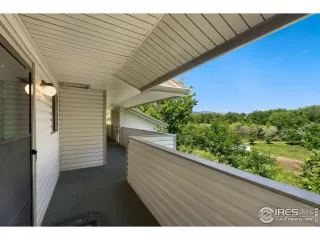 Photo #1: 990722 Listing