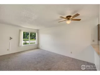 Photo #3: 990722 Listing