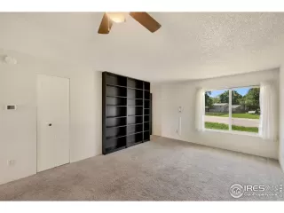 Photo #6: 990722 Listing