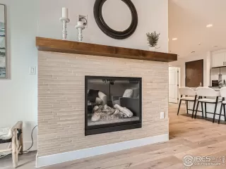 Photo #4: 990754 Listing