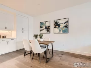 Photo #6: 990754 Listing