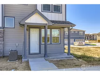 Photo #3: 990787 Listing