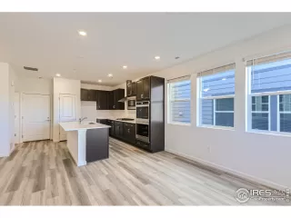 Photo #6: 990789 Listing 