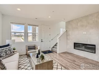 Photo #3: 990790 Listing 