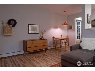 Photo #6: 990800 Listing 