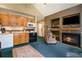 Photo #5: 990859 Listing 