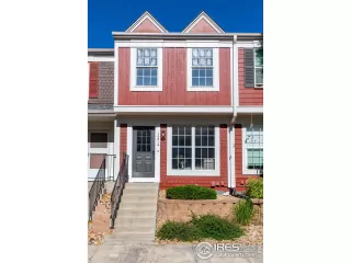 Photo #2: 990903 Listing