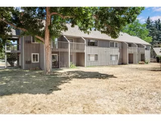 Photo #2: 9909067 Listing