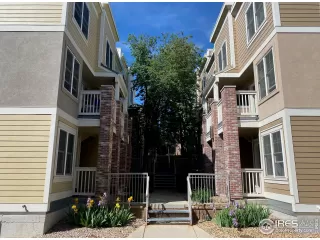 Photo #2: 990924 Listing