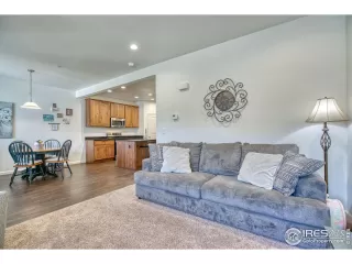 Photo #6: 990941 Listing 