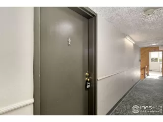 Photo #2: 990988 Listing