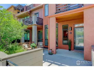 Photo #3: 990991 Listing