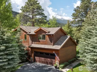 Photo #2: 991075 Listing