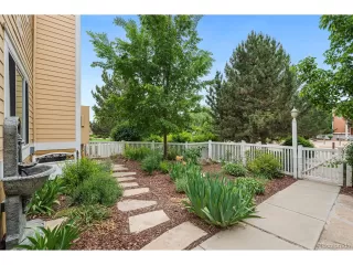 Photo #2: 9910758 Listing