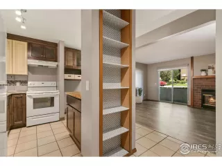 Photo #2: 991103 Listing