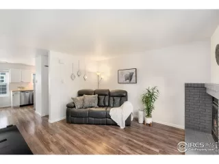 Photo #1: 991128 Listing