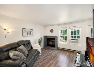 Photo #2: 991128 Listing