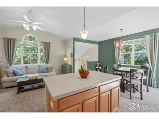 Photo #3: 991130 Listing