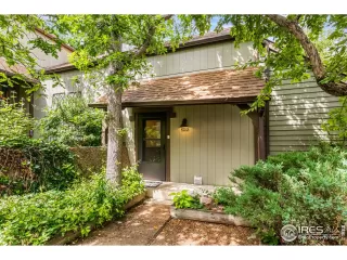 Photo #1: 991169 Listing