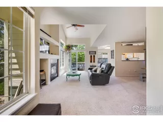 Photo #1: 991215 Listing