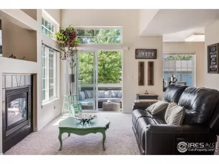 Photo #3: 991215 Listing