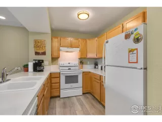 Photo #4: 991276 Listing