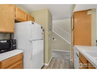 Photo #6: 991276 Listing