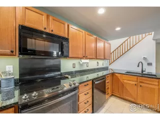 Photo #5: 991298 Listing