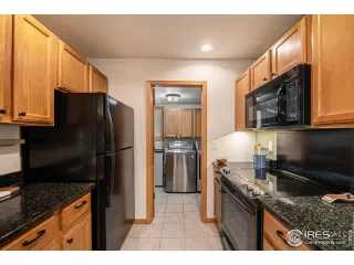 Photo #6: 991298 Listing