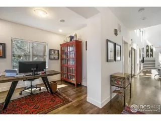 Photo #2: 991316 Listing